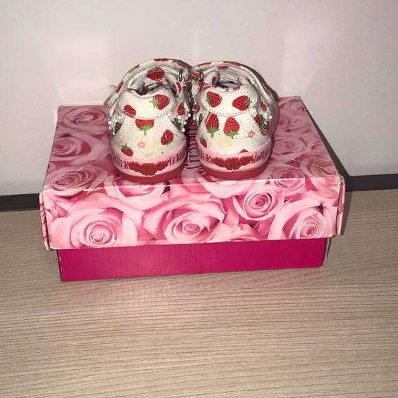 Lelli Kelly Kids! - Picture 5 of 6